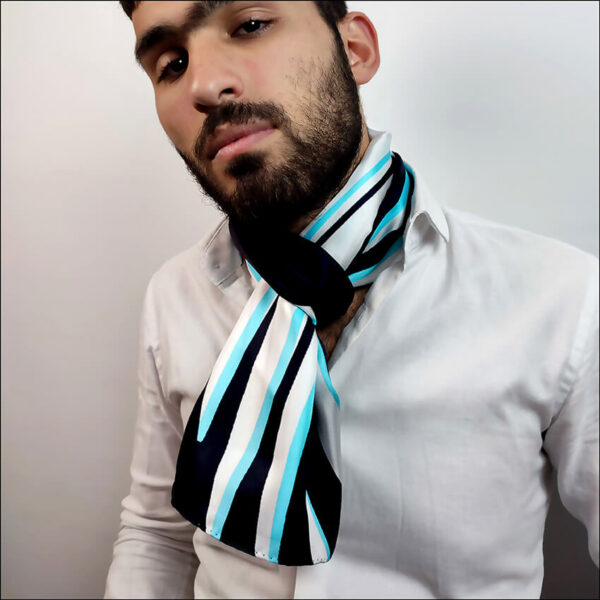 Foulard en soie Ondes de Forme vue 3